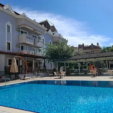 Hotel de apartamente Amphi 3*